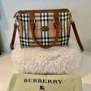 Burberry Handbag crossbody
